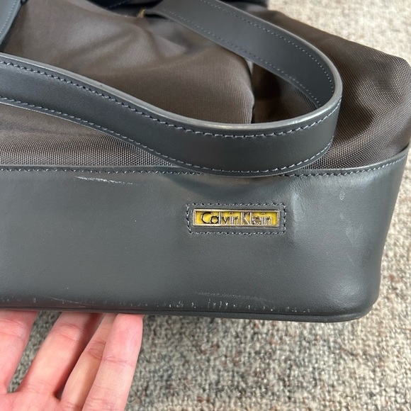 Calvin Klein Fold Over Bag - Picture 4 of 8